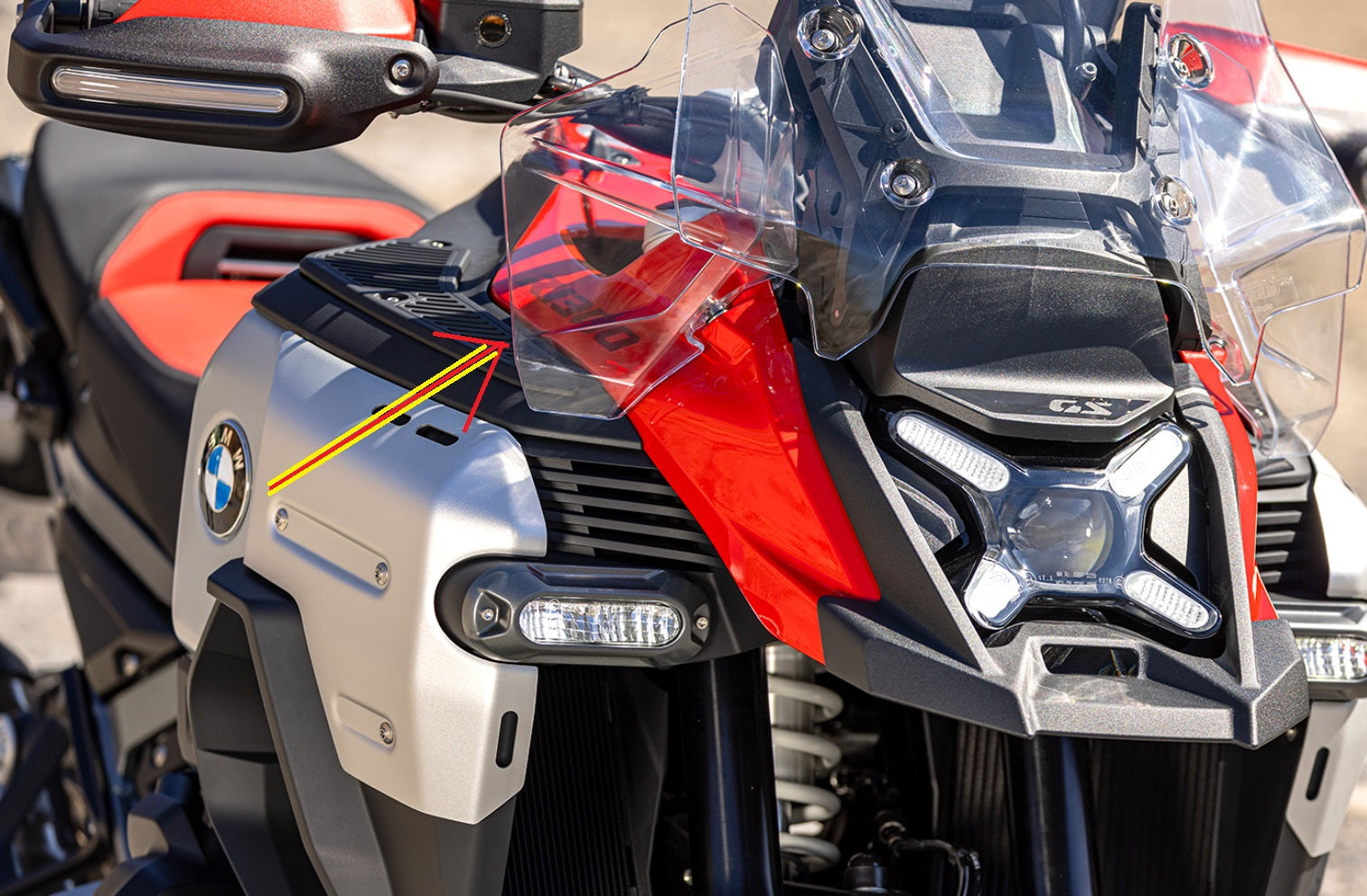 MH Karbon Maske Yan Panelleri, BMW R1300GS 2025 GS ADV Adventure