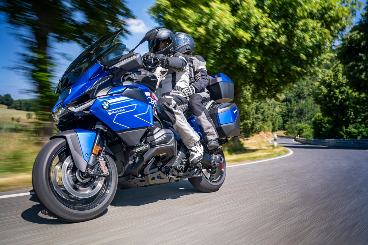 Wunderlich BMW R 1300 RT için Wunderlich ERGO Yolcu Ayak Dayama Yeri Alçaltma Kiti - siyah